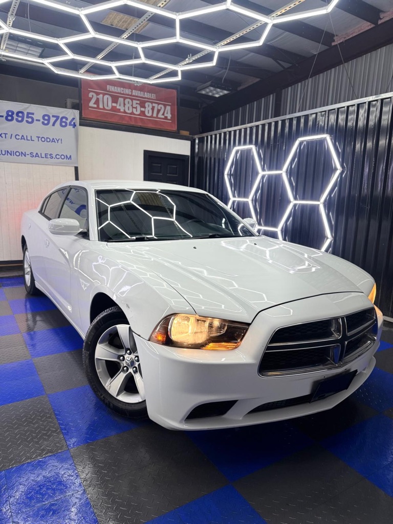 Photo 4 of this DODGE CHARGER