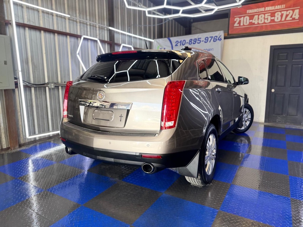 Photo 23 of this CADILLAC SRX