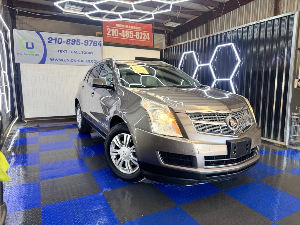 Photo 3 of this CADILLAC SRX