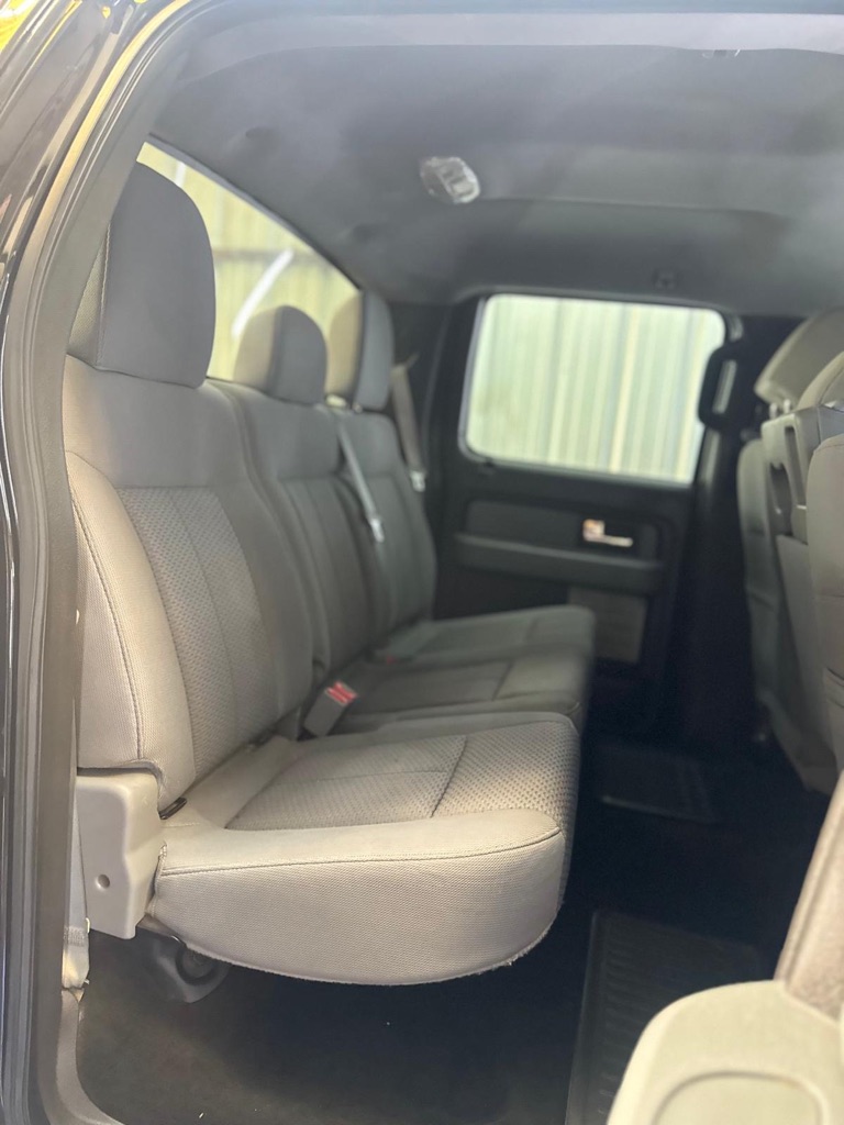 Photo 16 of this FORD F150