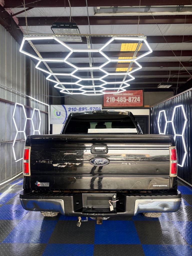 Photo 10 of this FORD F150