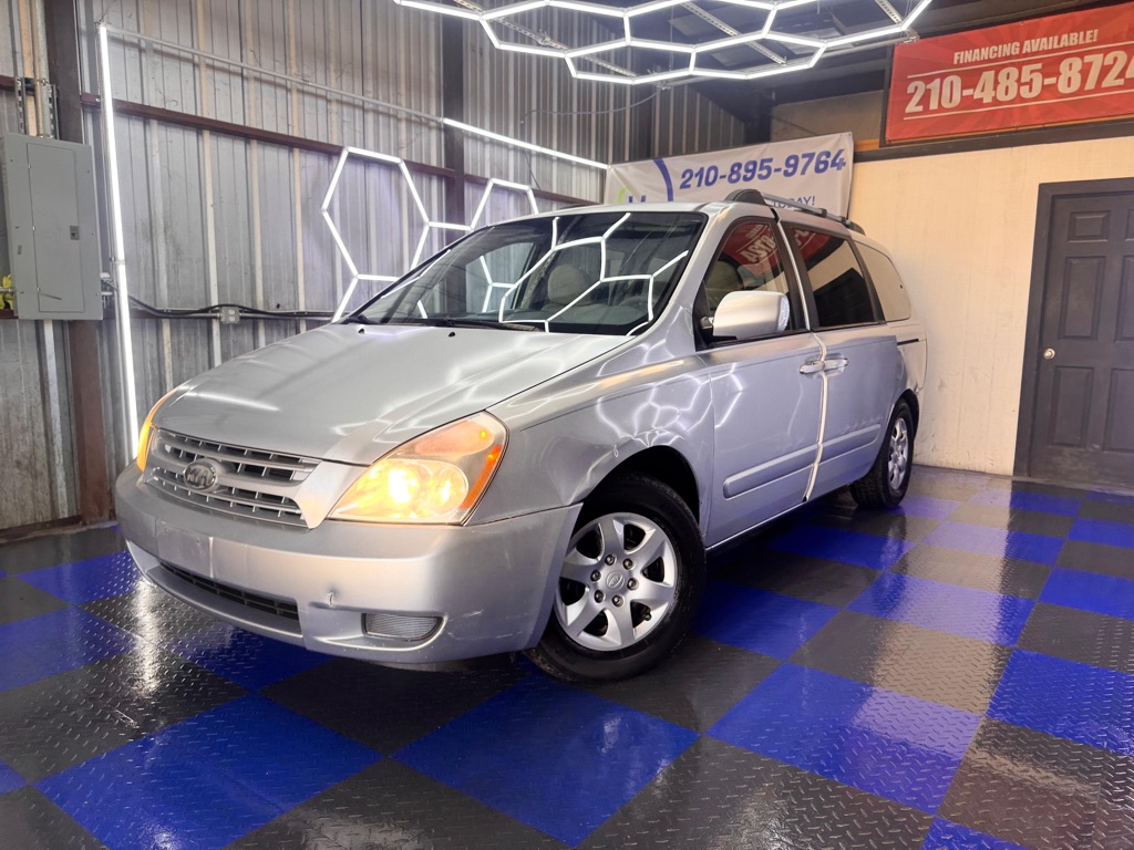 2008 KIA SEDONA