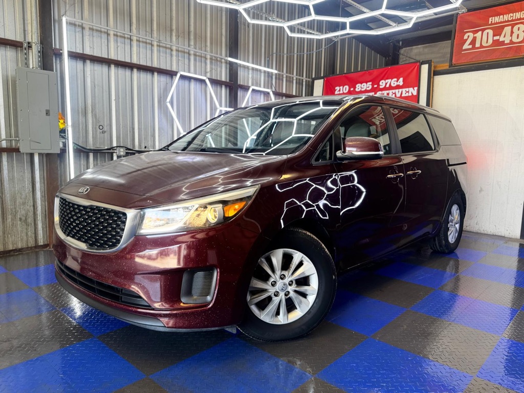 Photo 8 of this KIA SEDONA