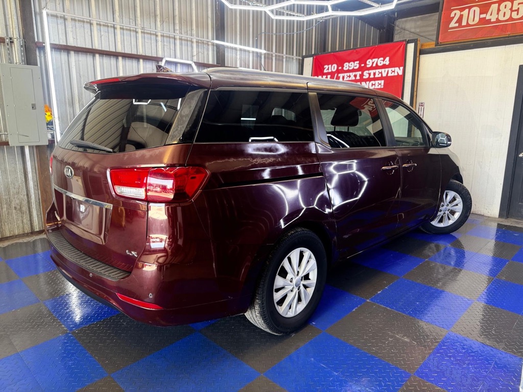 Photo 24 of this KIA SEDONA