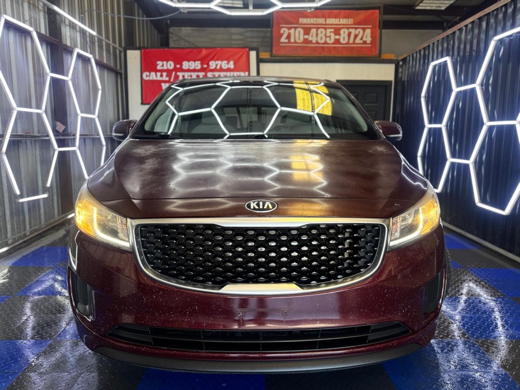 Photo 5 of this KIA SEDONA