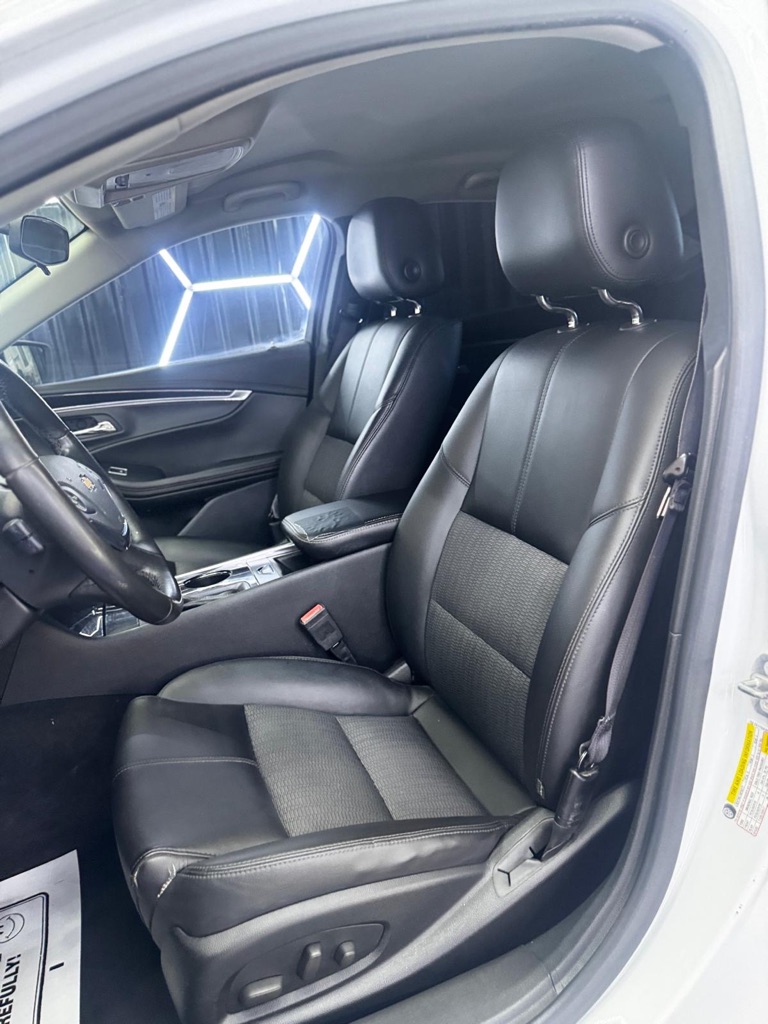 Photo 14 of this CHEVROLET IMPALA