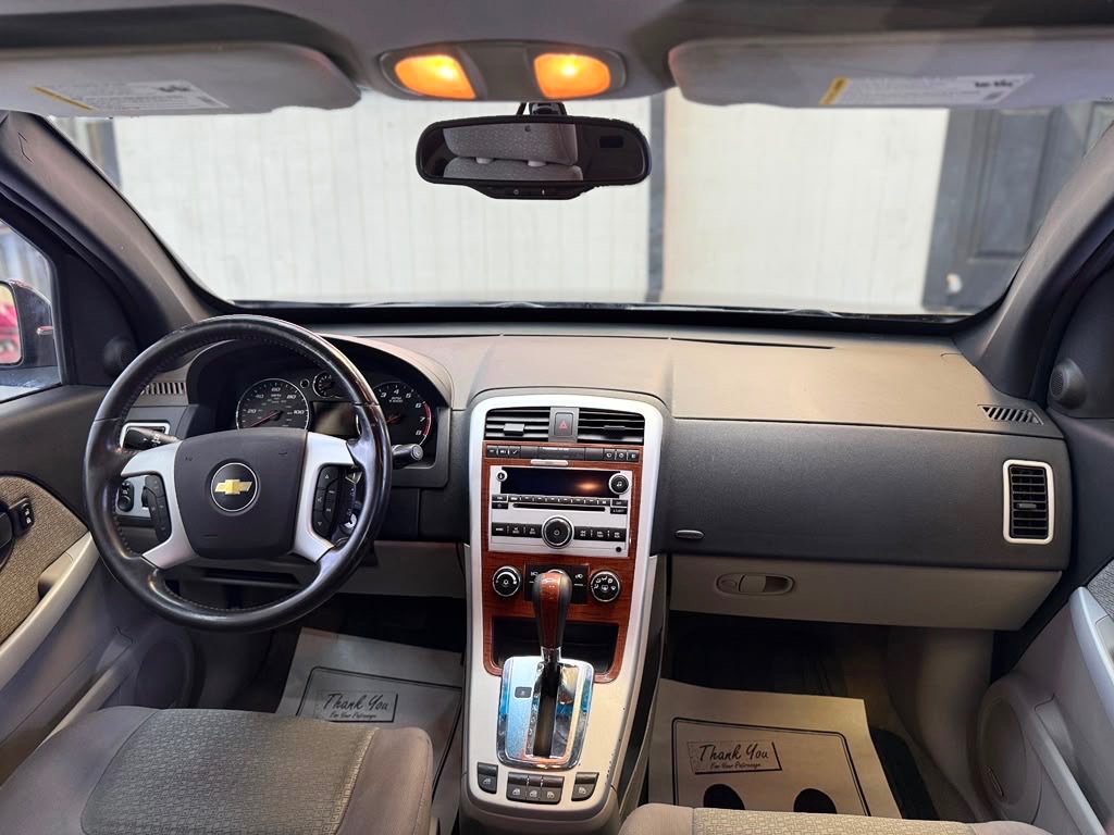 Photo 15 of this CHEVROLET EQUINOX