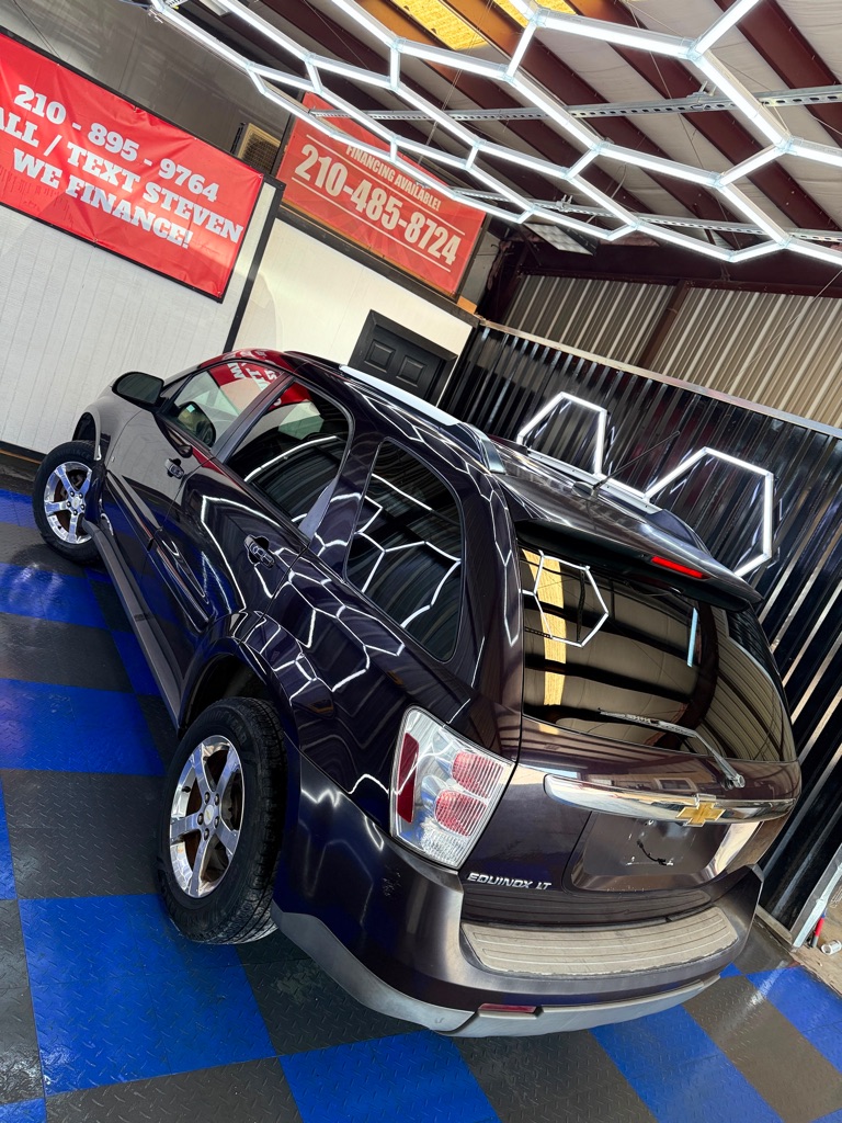 Photo 26 of this CHEVROLET EQUINOX