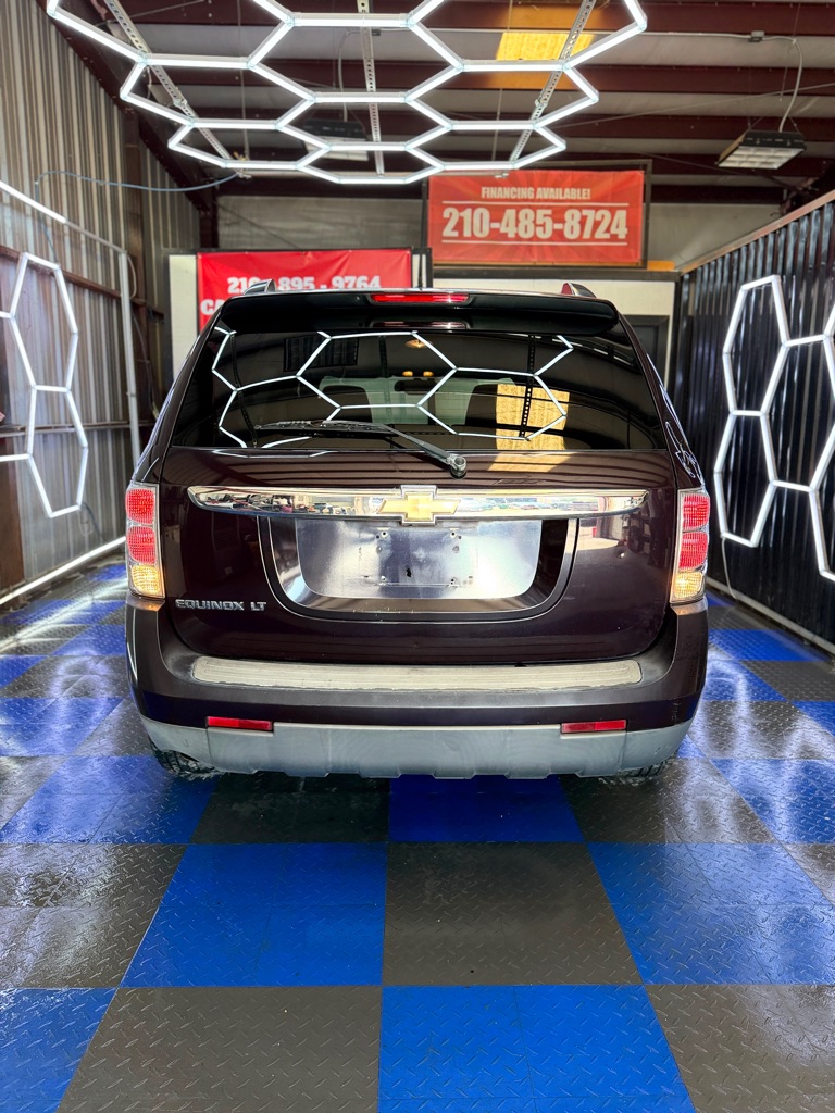 Photo 23 of this CHEVROLET EQUINOX