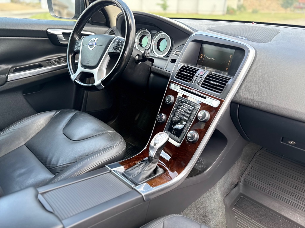 Photo 7 of this VOLVO XC60
