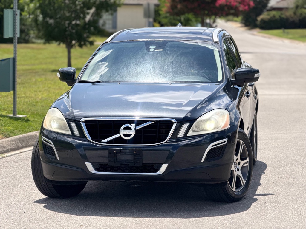 Photo 3 of this VOLVO XC60