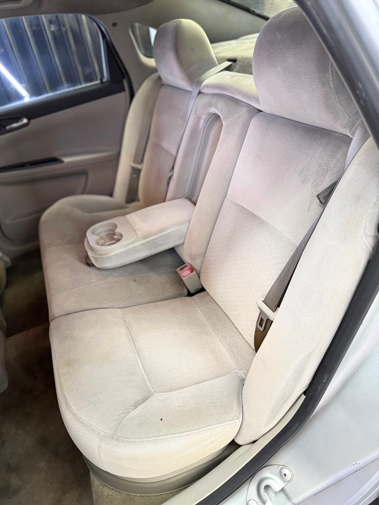Photo 10 of this CHEVROLET IMPALA