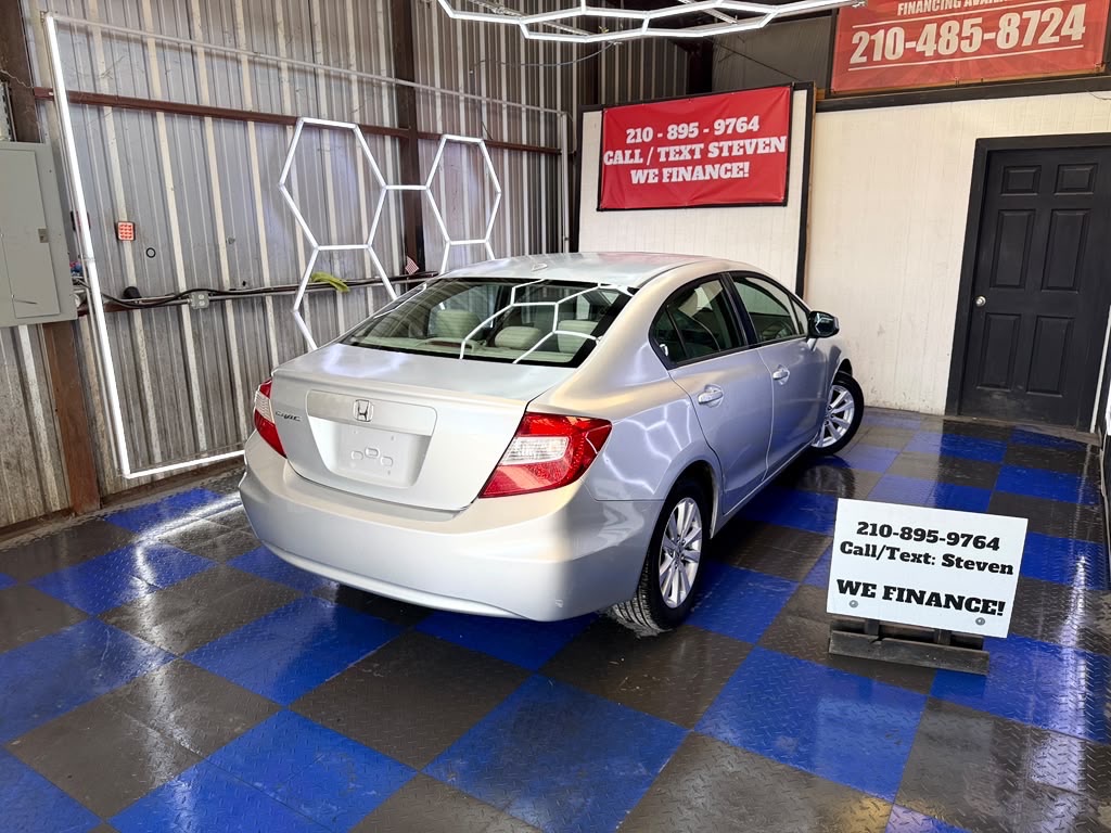 Photo 14 of this HONDA CIVIC