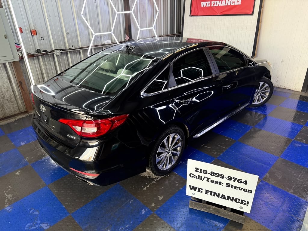 Photo 15 of this HYUNDAI SONATA