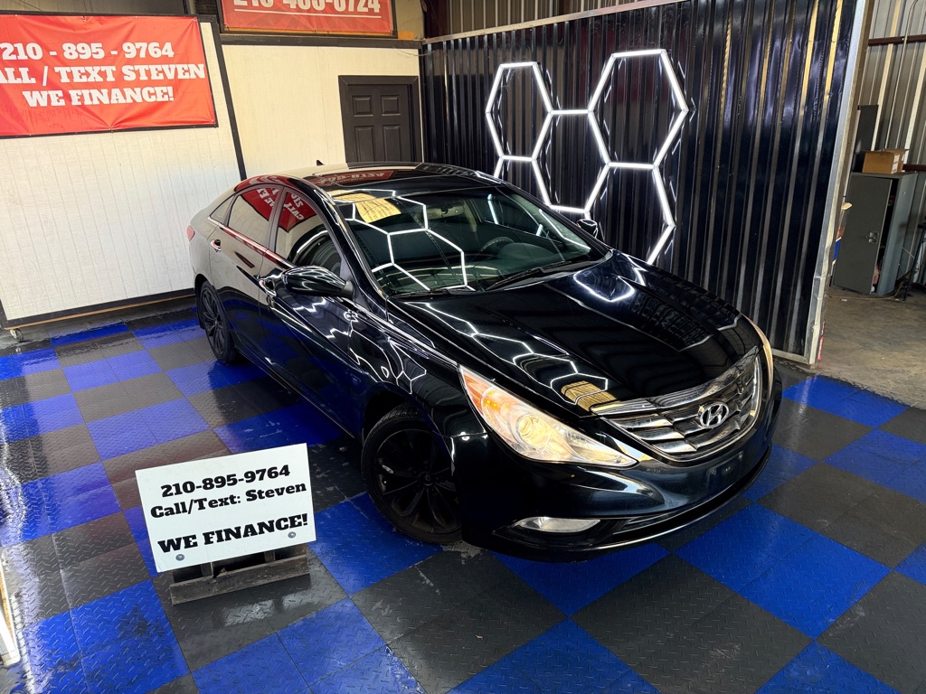 2011 HYUNDAI SONATA