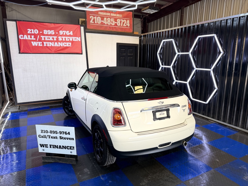 Photo 21 of this MINI COOPER