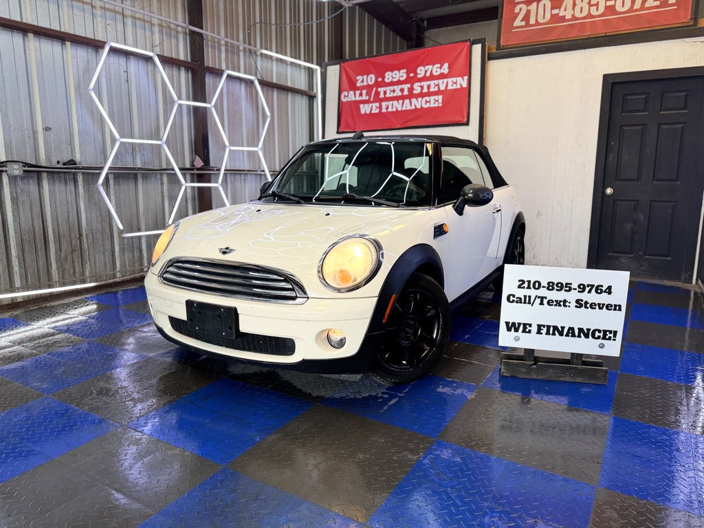 Photo 8 of this MINI COOPER