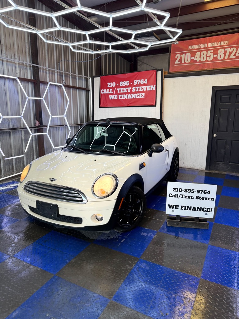 Photo 7 of this MINI COOPER