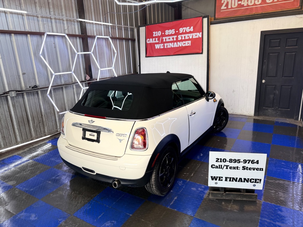 Photo 18 of this MINI COOPER