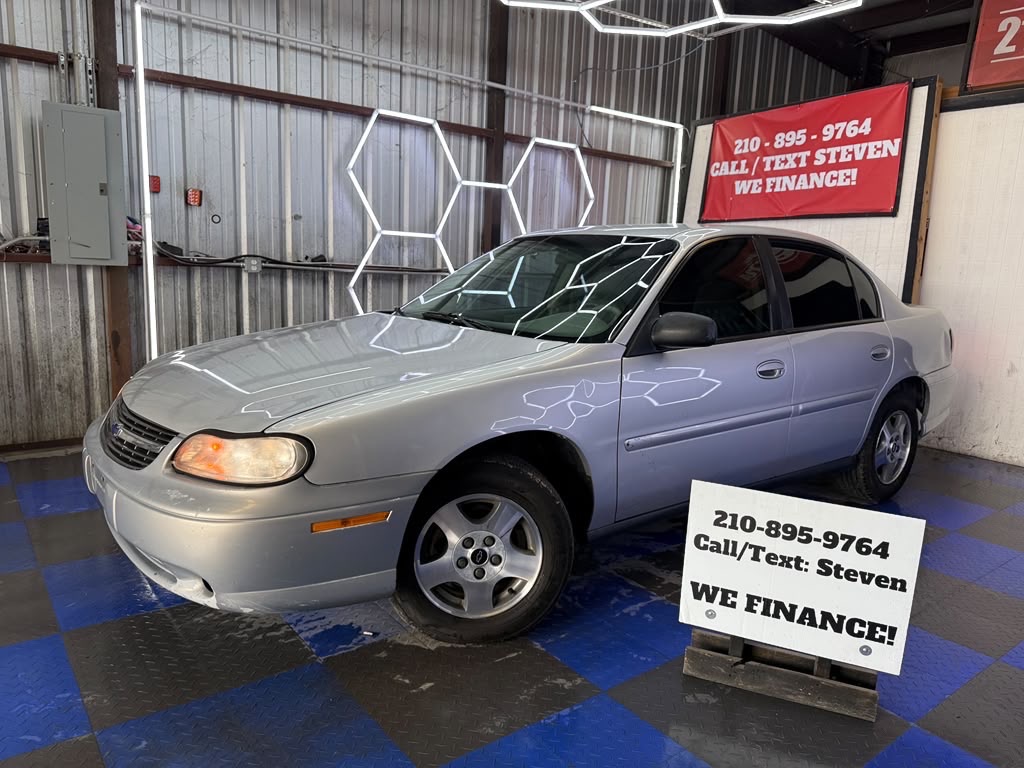2004 CHEVROLET CLASSIC