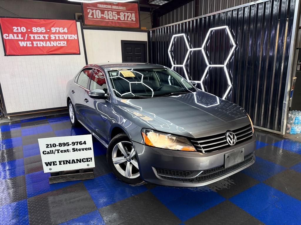 Photo 7 of this VOLKSWAGEN PASSAT