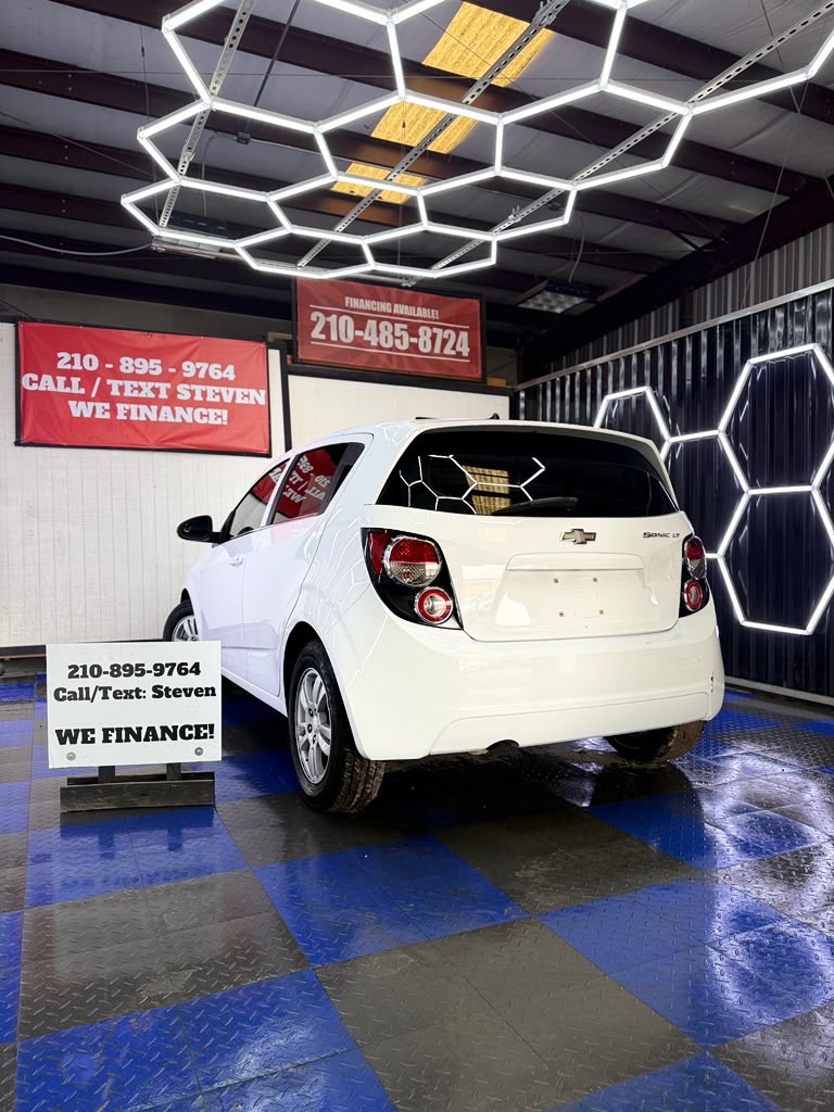 Photo 4 of this CHEVROLET SONIC