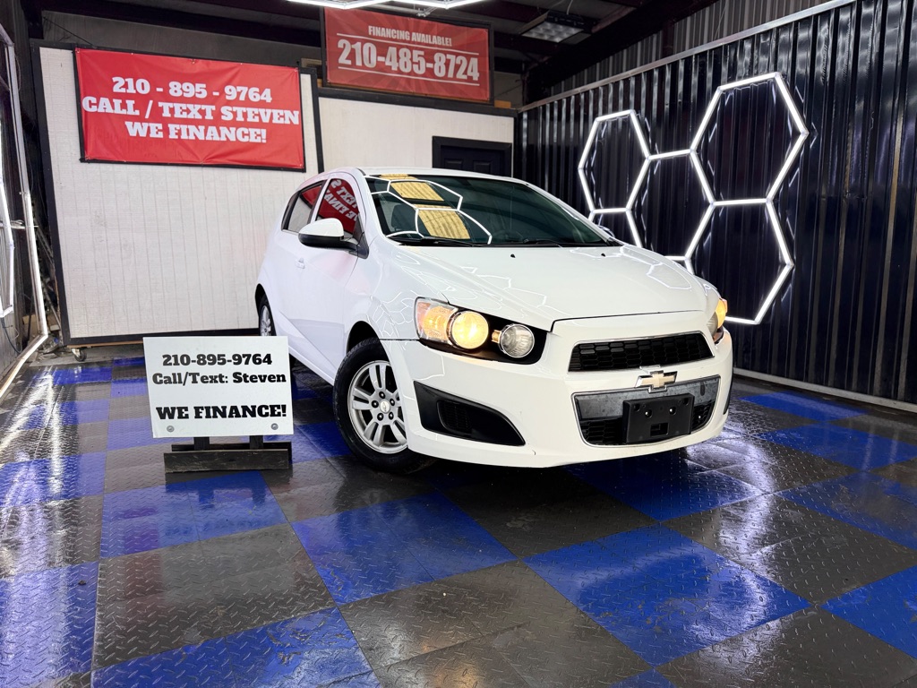 Photo 7 of this CHEVROLET SONIC