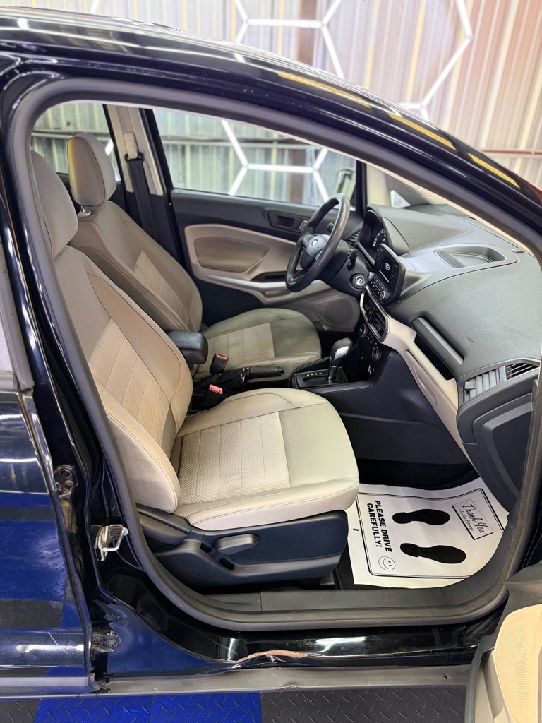 Photo 9 of this FORD ECOSPORT
