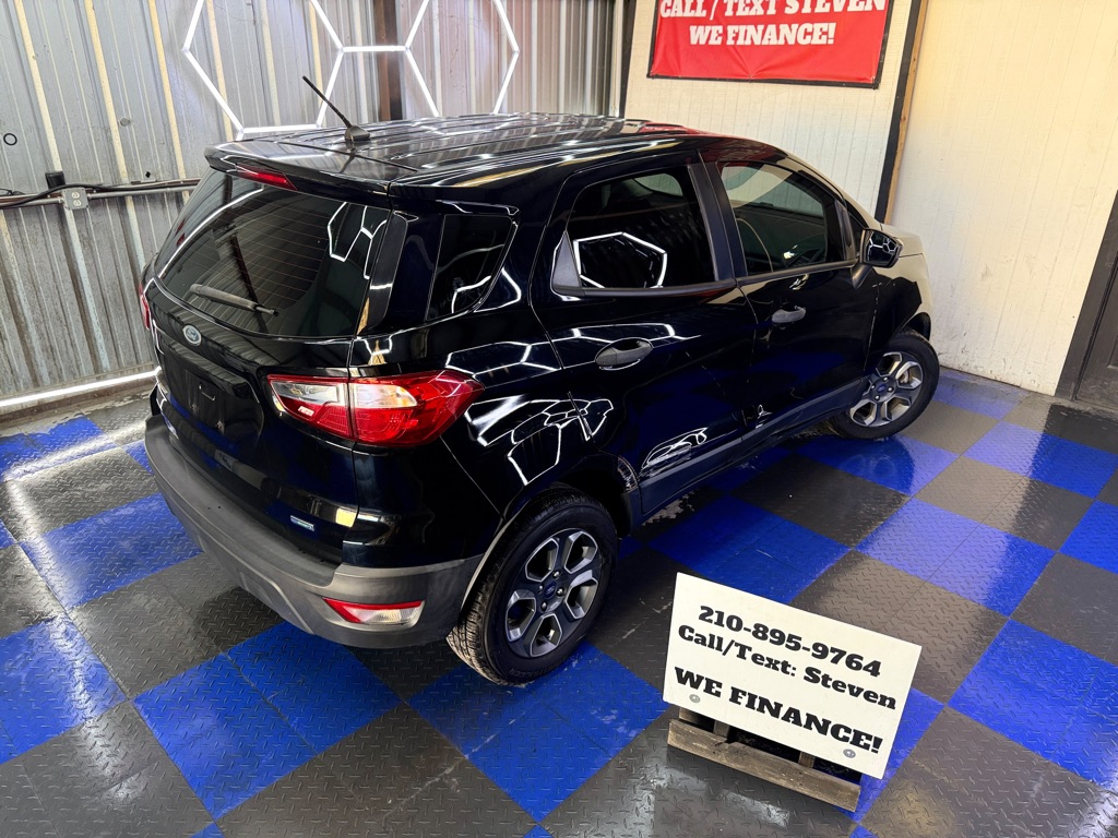 Photo 16 of this FORD ECOSPORT