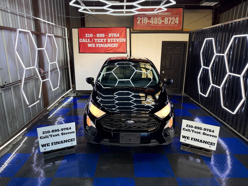 Photo 3 of this FORD ECOSPORT