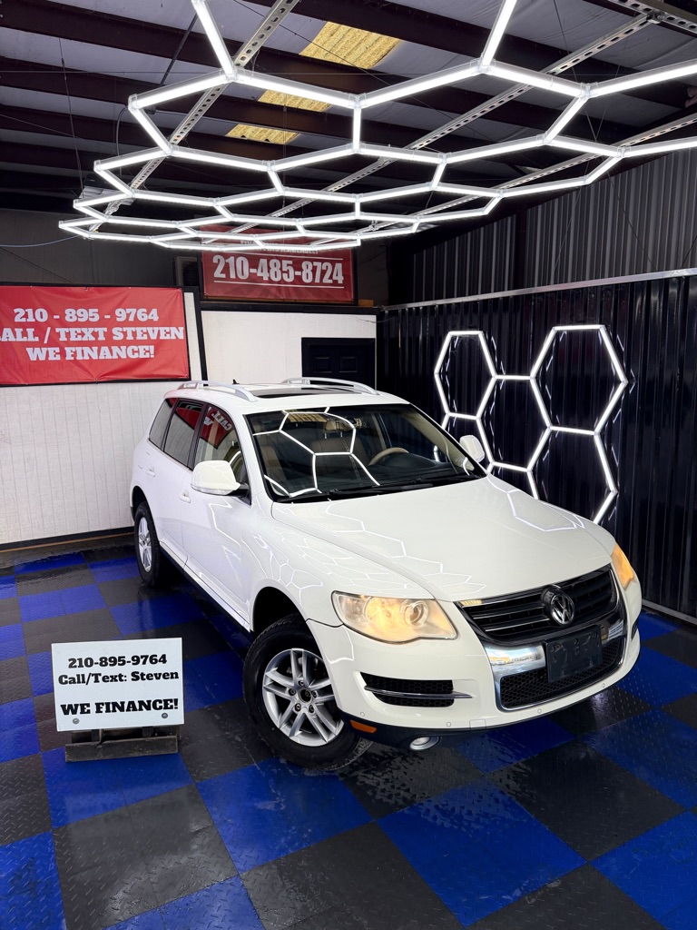 Photo 10 of this VOLKSWAGEN TOUAREG 2