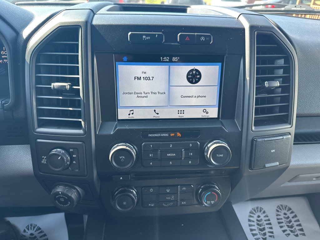 Photo 10 of this FORD F150