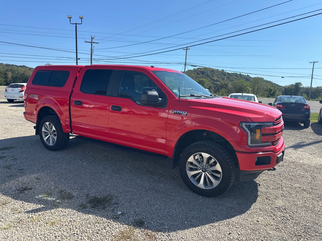 Photo 3 of this FORD F150
