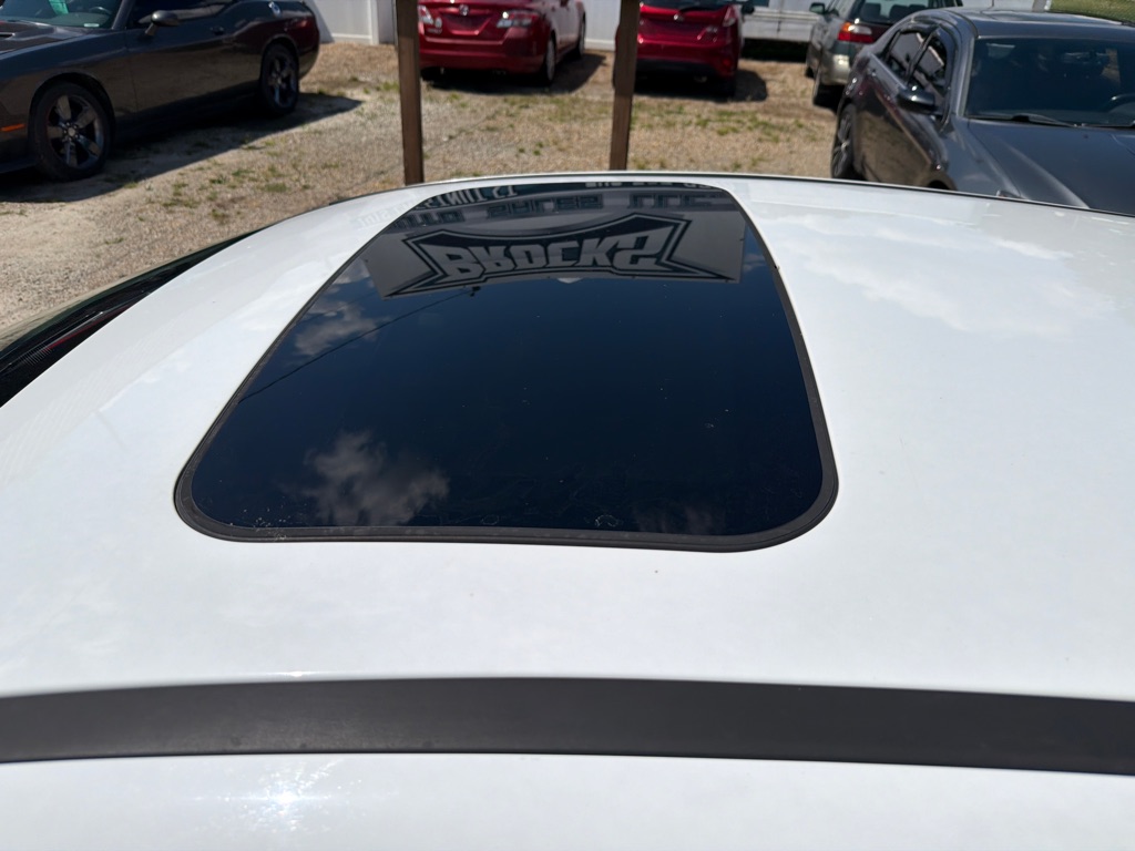 Photo 7 of this FORD FOCUS