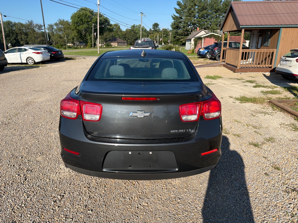 Photo 5 of this CHEVROLET MALIBU