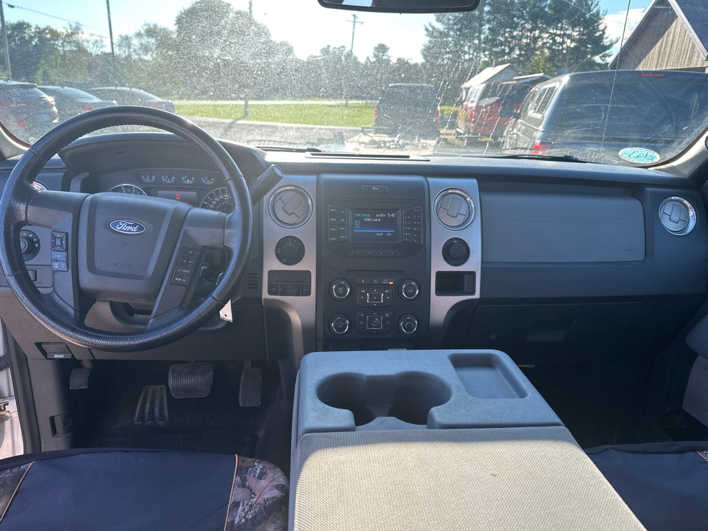 Photo 8 of this FORD F150