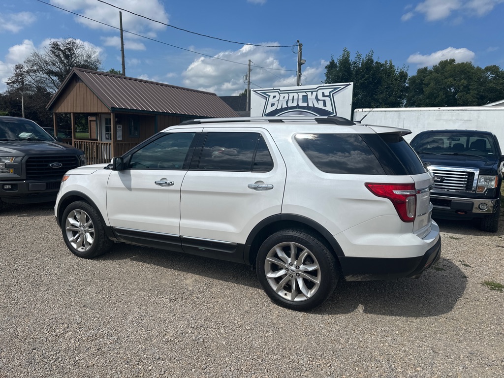 Photo 6 of this FORD EXPLORER