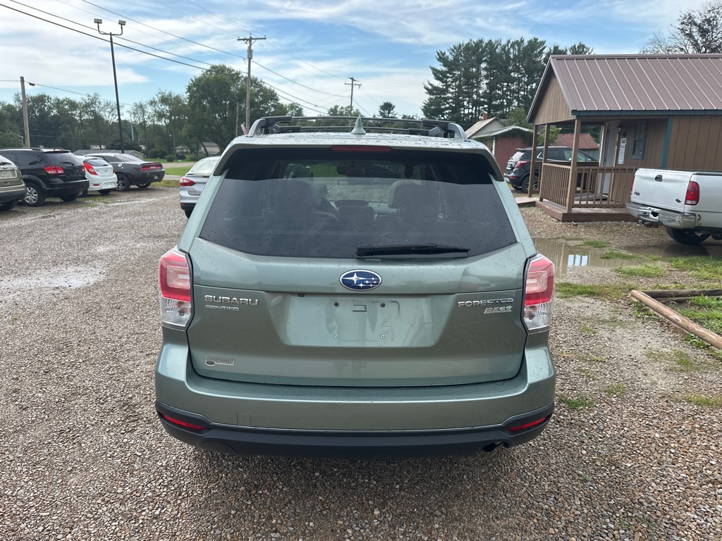 Photo 5 of this SUBARU FORESTER