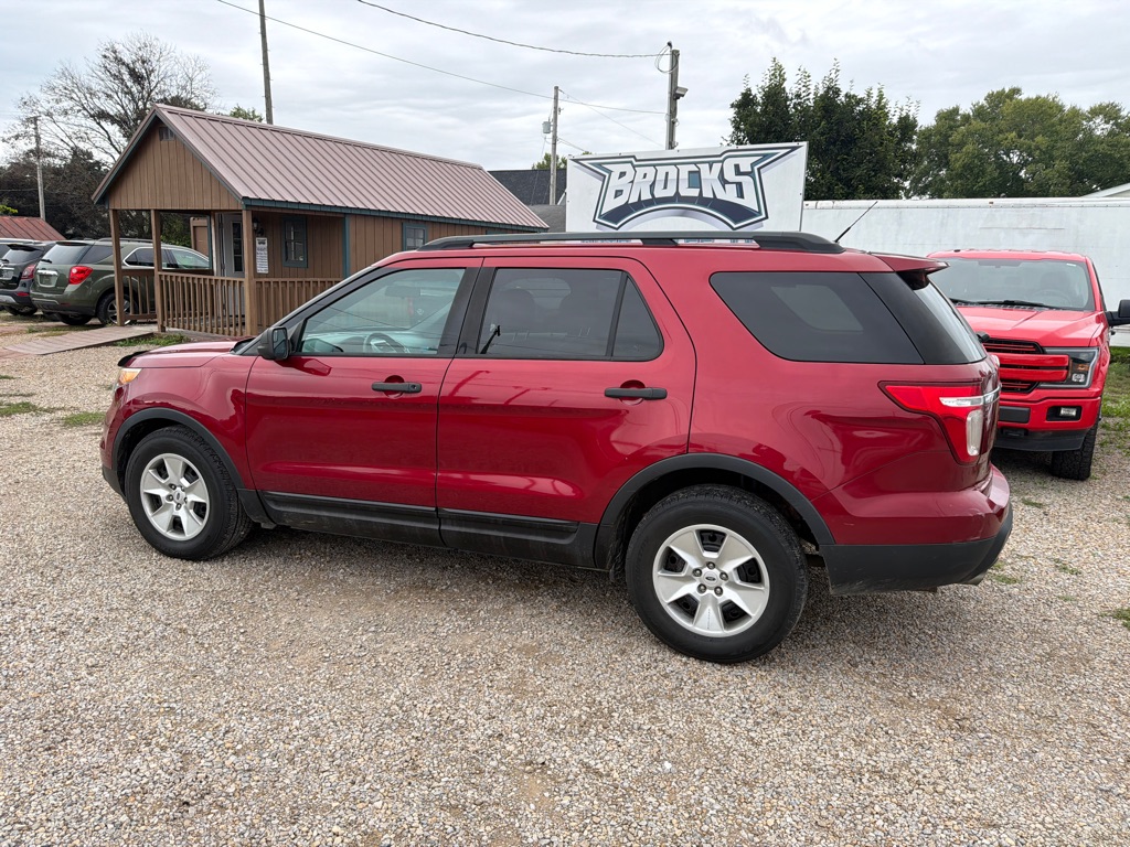 Photo 6 of this FORD EXPLORER