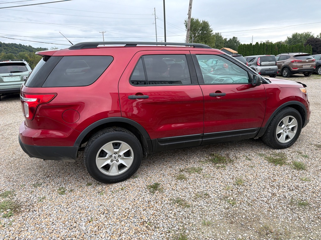 Photo 4 of this FORD EXPLORER