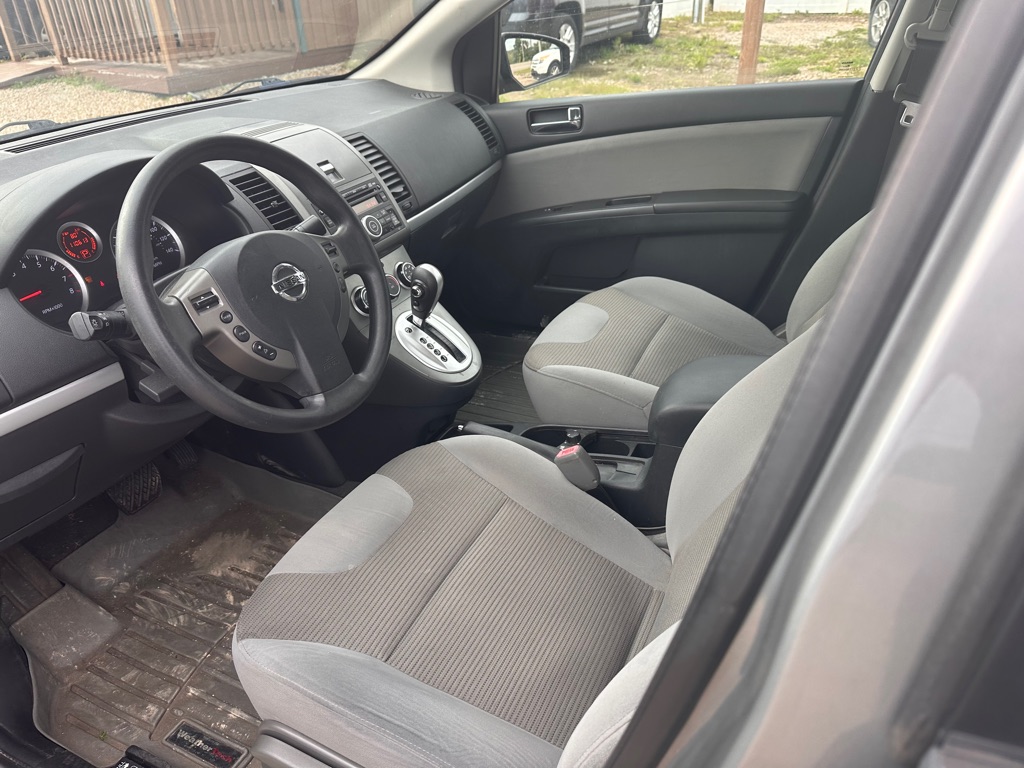 Photo 7 of this NISSAN SENTRA