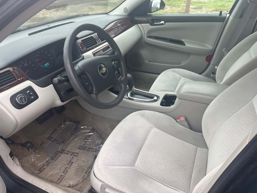 Photo 7 of this CHEVROLET IMPALA