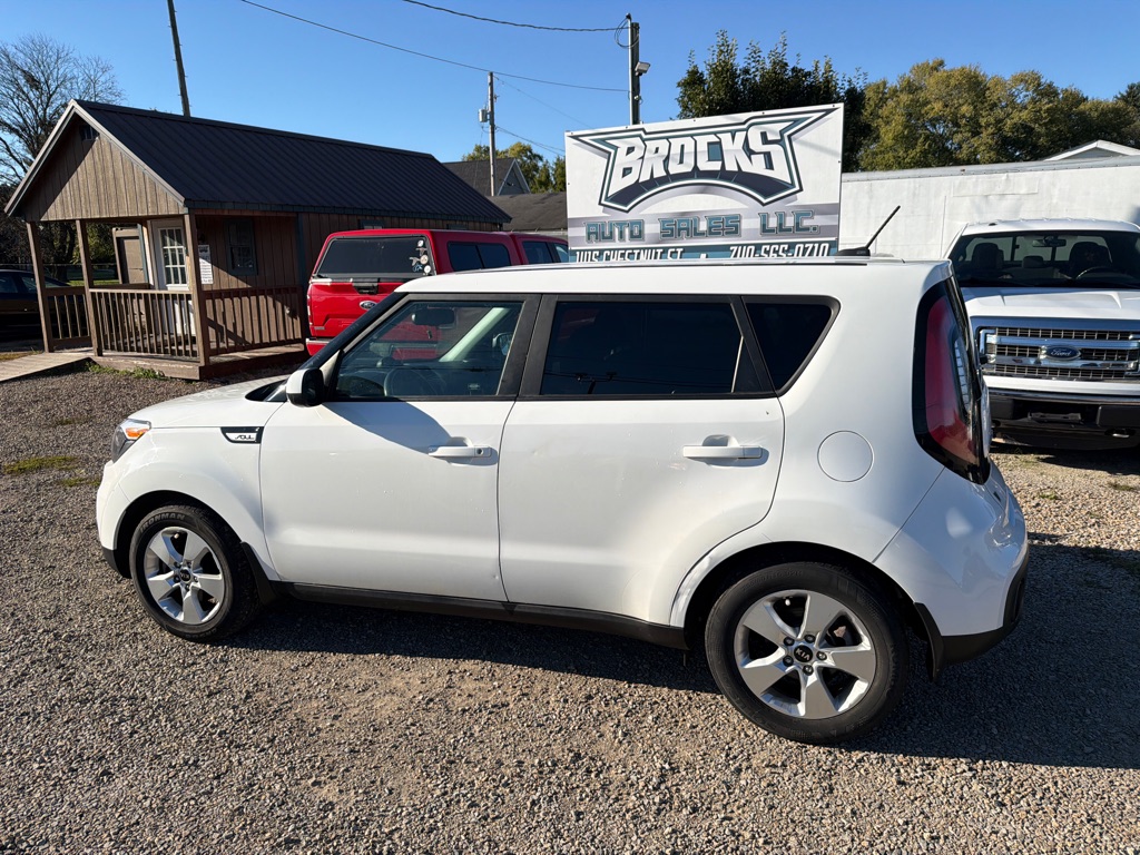 Photo 6 of this KIA SOUL