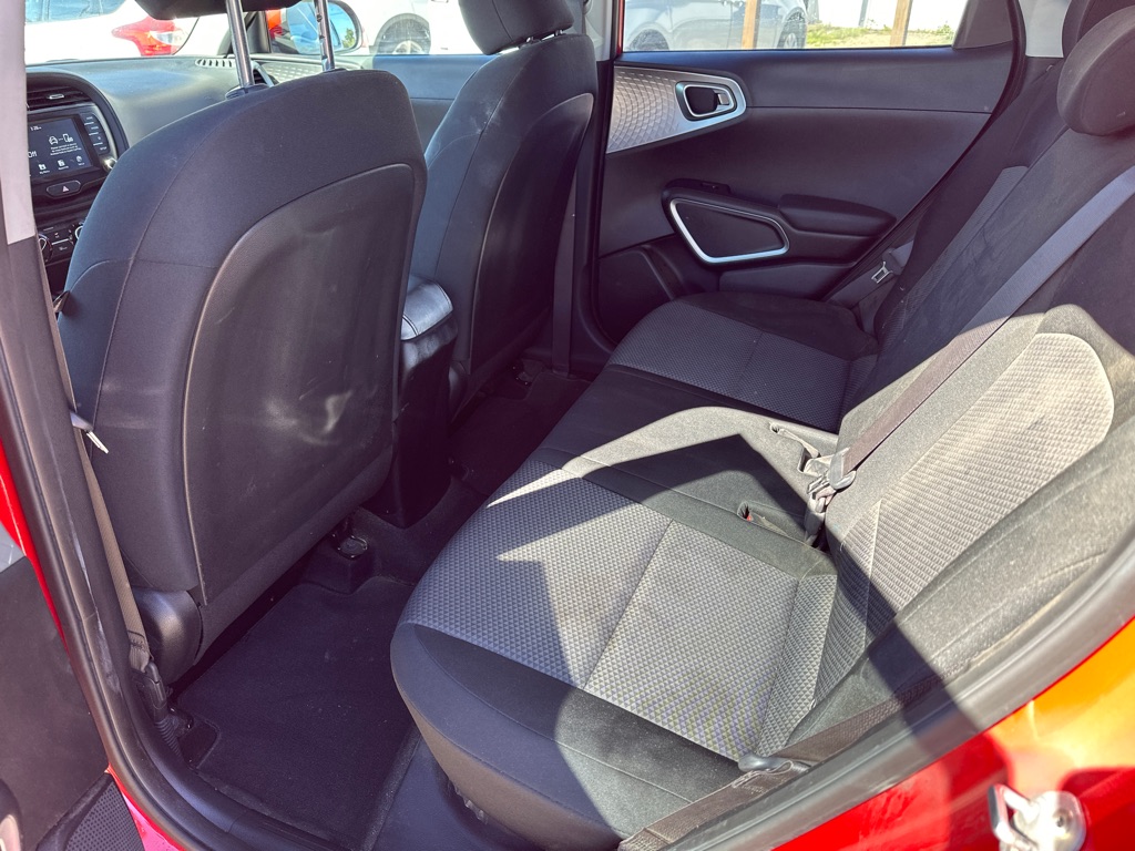 Photo 8 of this KIA SOUL
