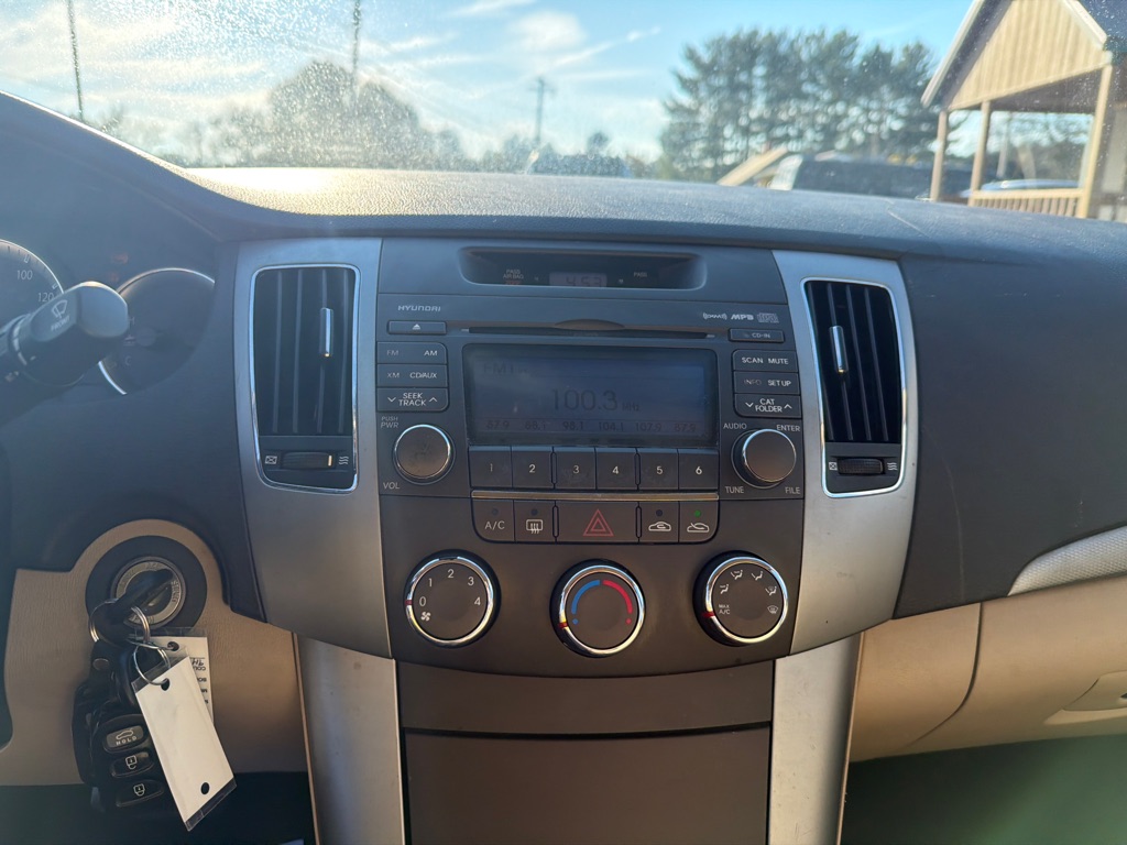 Photo 10 of this HYUNDAI SONATA