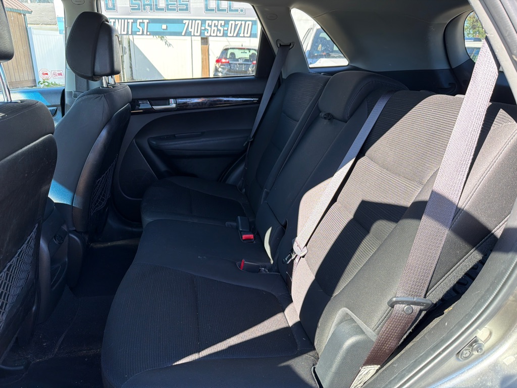 Photo 8 of this KIA SORENTO