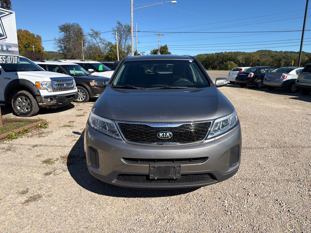 Photo 2 of this KIA SORENTO