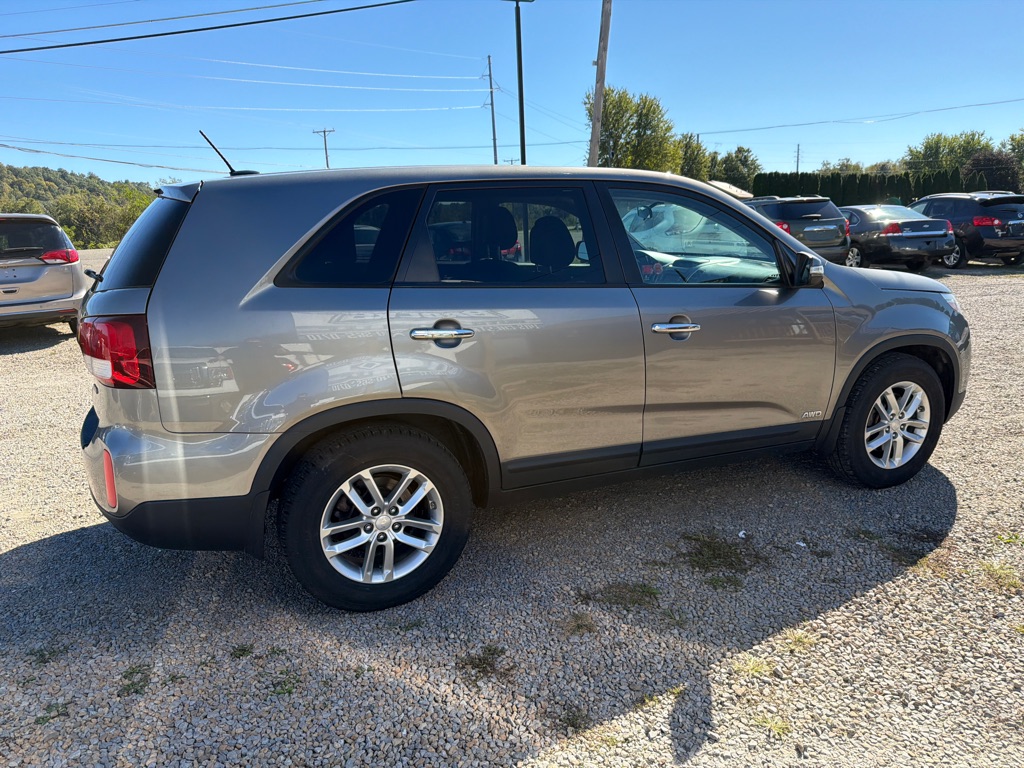 Photo 4 of this KIA SORENTO
