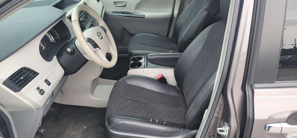 TOYOTA SIENNA 2014 TOYOTA SIENNA 5TDXK3DC6ES413690