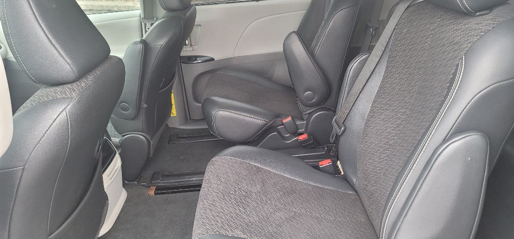 TOYOTA SIENNA 2014 TOYOTA SIENNA 5TDXK3DC6ES413690